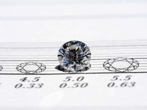 The-size-of-a-diamond-is-measured-to-determine-its-carat-weight